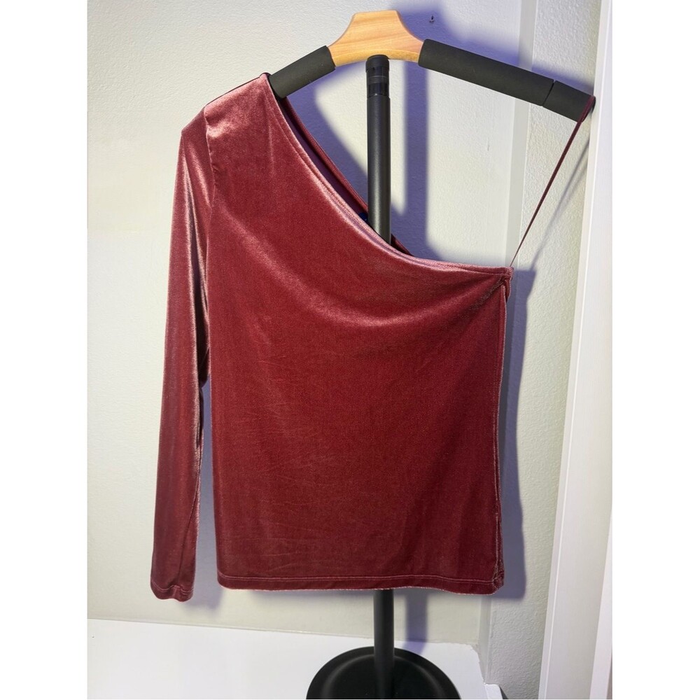 One-Shoulder Old Navy Velvet Top in “Wine Stain” size small